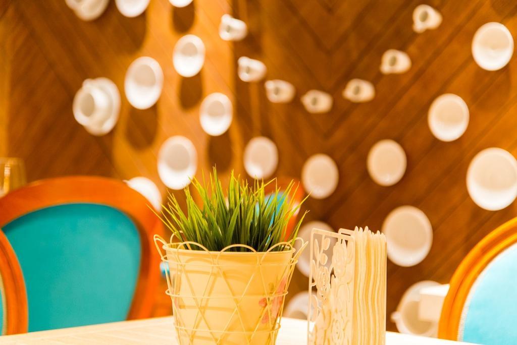 Romance Marine Aparthotel Pantai Sunny Bagian luar foto